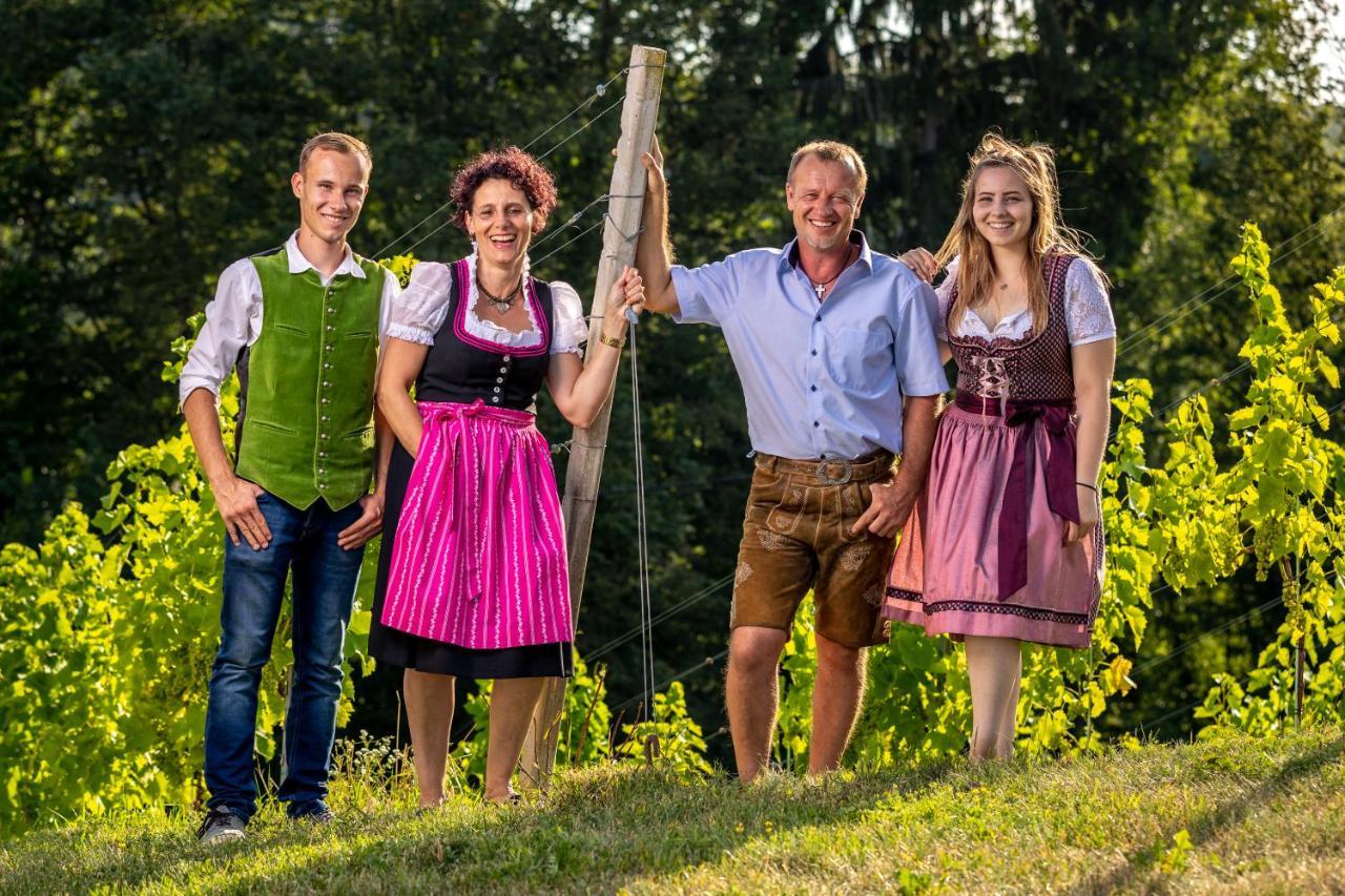 Weingut-Gaestehaus Birnstingl Gamlitz Exteriér fotografie